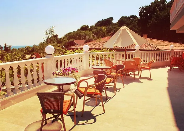 Apart Otel Katalina 4*