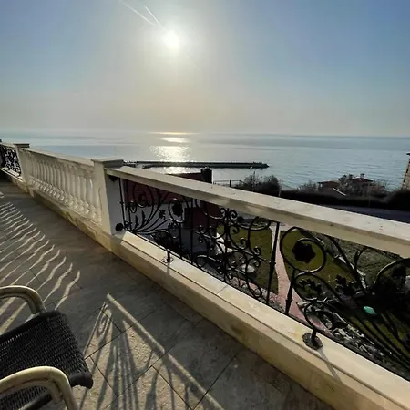 Апарт-отель Katalina 4*